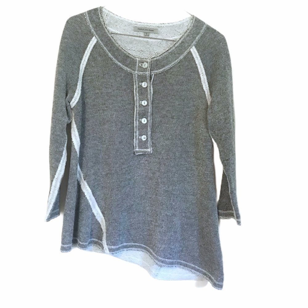 People like Frank Gray button Top